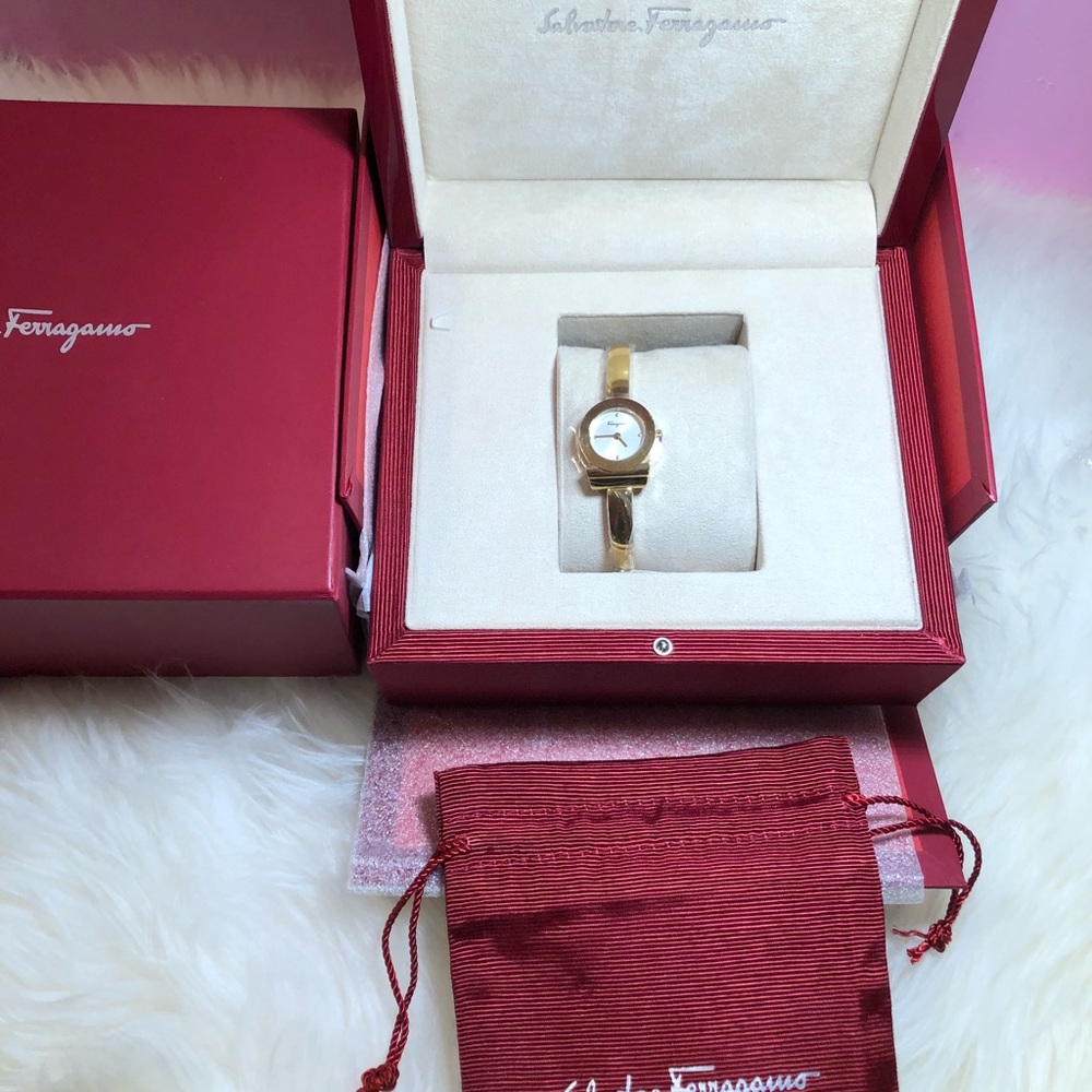 New $995 Authentic Salvatore Ferragamo watch